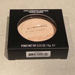 🆕 MAC Extra Dimension Highlighter